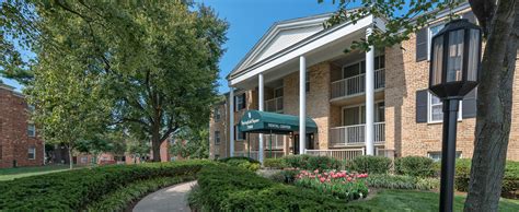 Located just minutes from both I-495 and I-395 and surrounded by shopping and dining. . Lerner springfield square